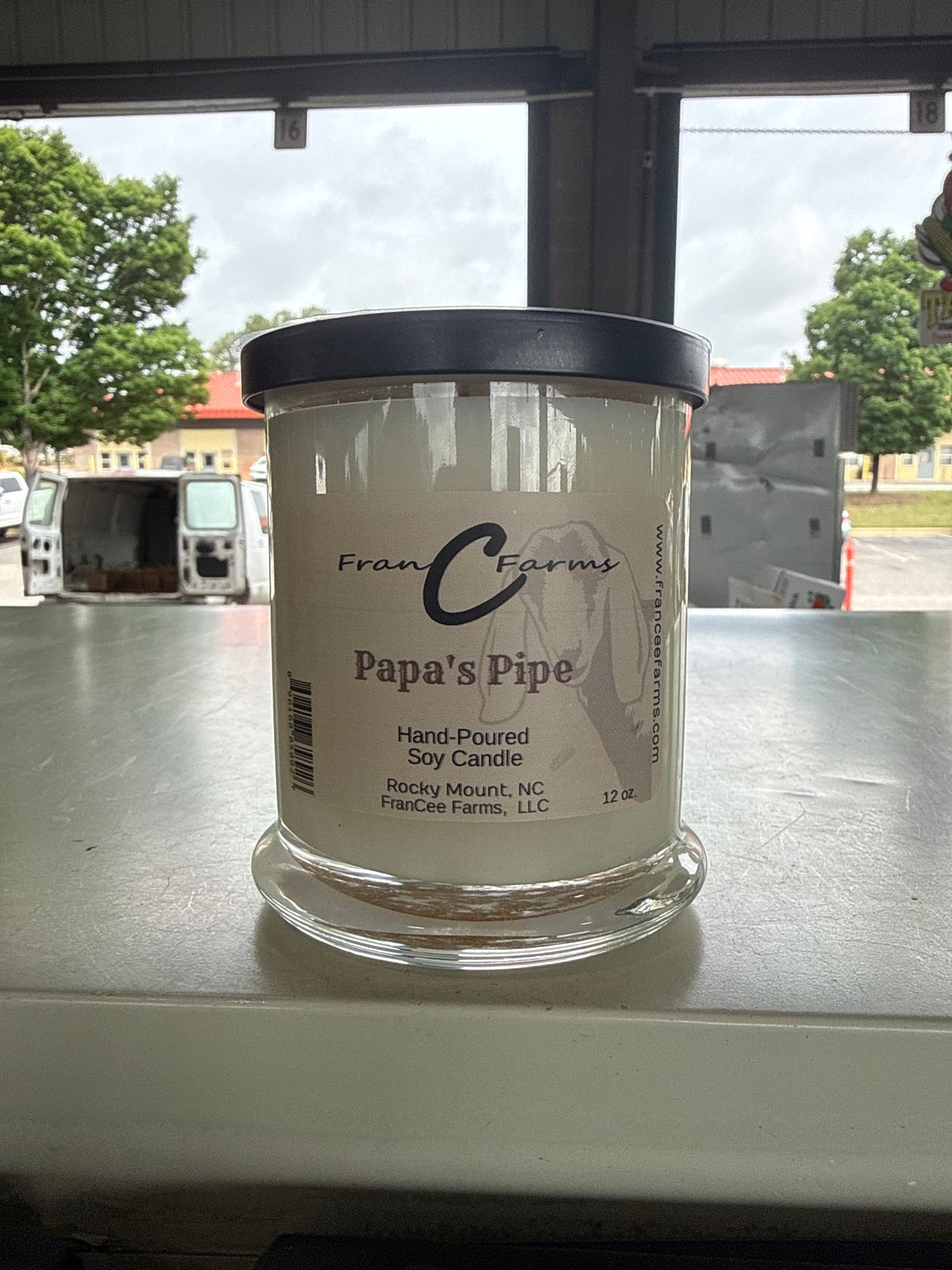 Papa's Pipe Candle (12/S)