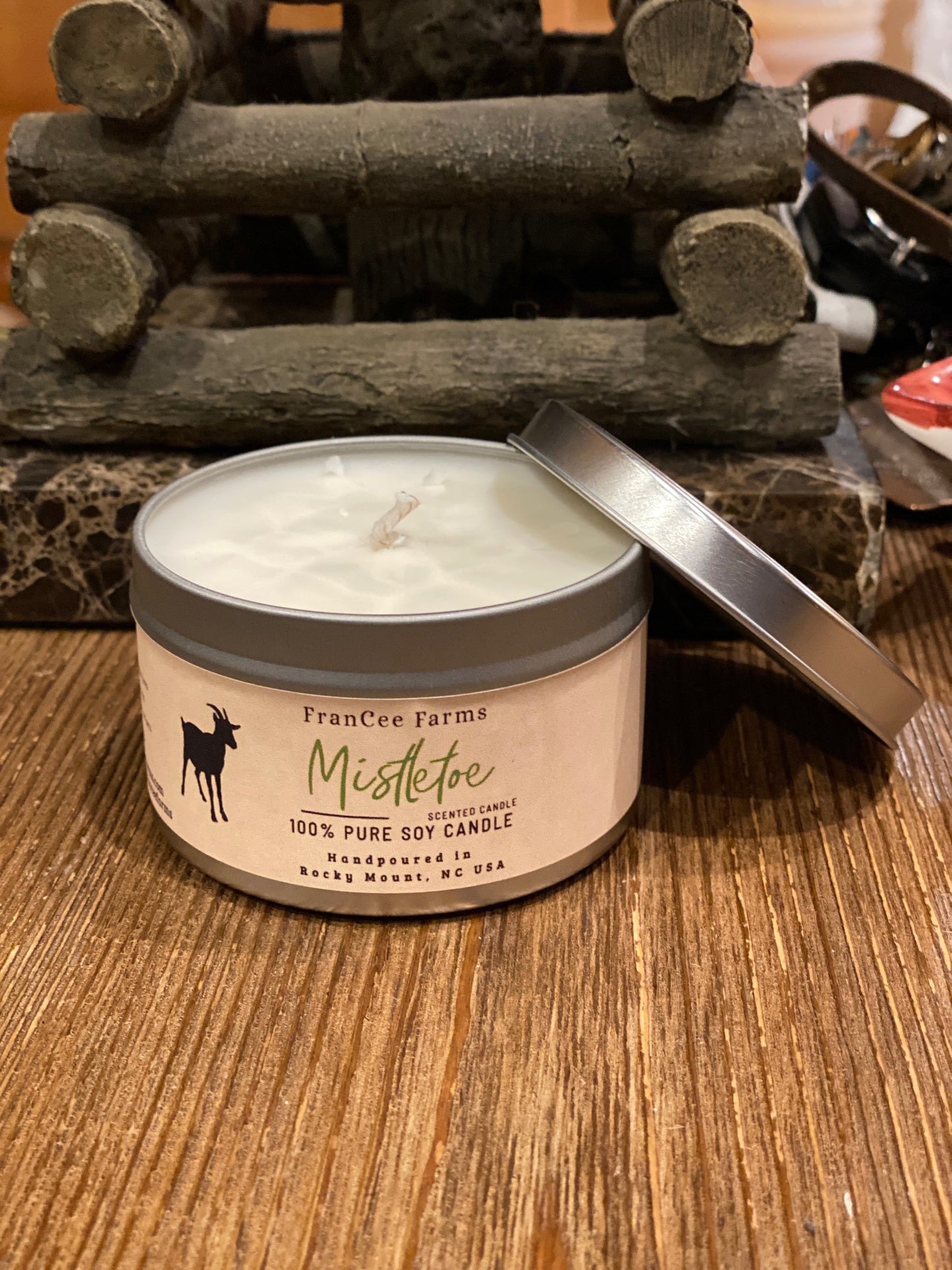 Mistletoe Candle Tin