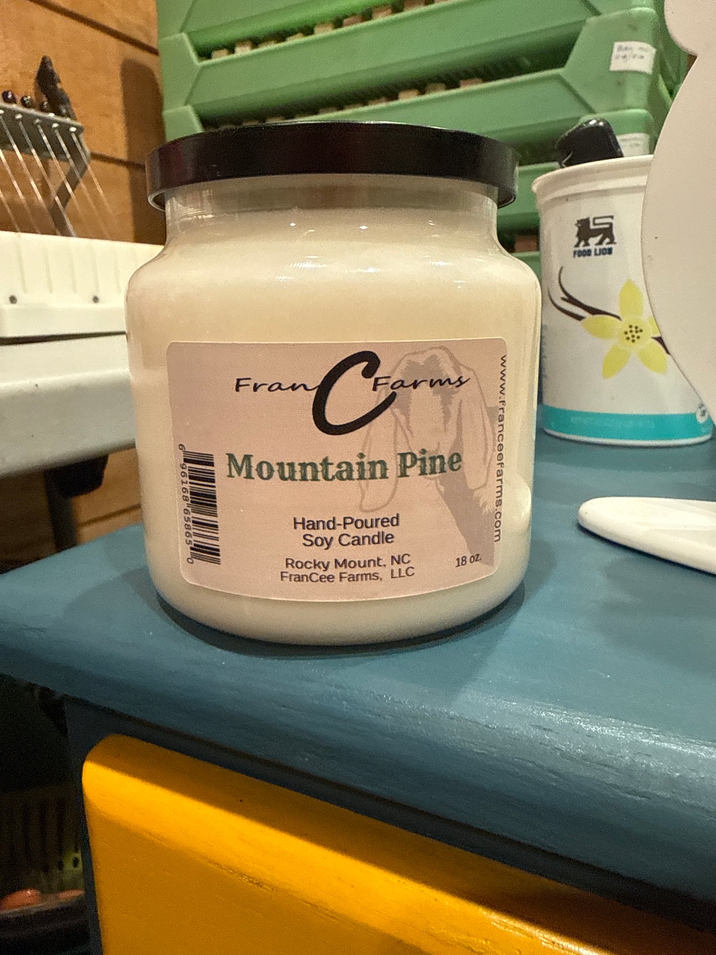 Mountain Pine Soy Candle - 18 oz. Apothecary Jar