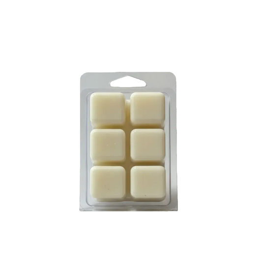 Nordic Night Soy Wax Melts in a package, featuring six cubes of toxin-free wax for long-lasting fragrance.